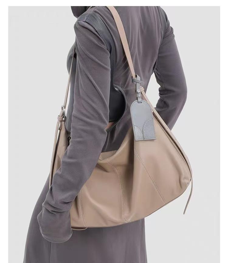 Genuine Leather Large Capacity Hobo Tote Bag, Women's 2026 New Arrival Hot Trend Commute Shoulder & Crossbody Oversized Bag